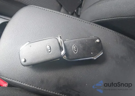 2020 Kia Soul Lx из США, поврежденный, VIN KNDJ23AU0L7724008